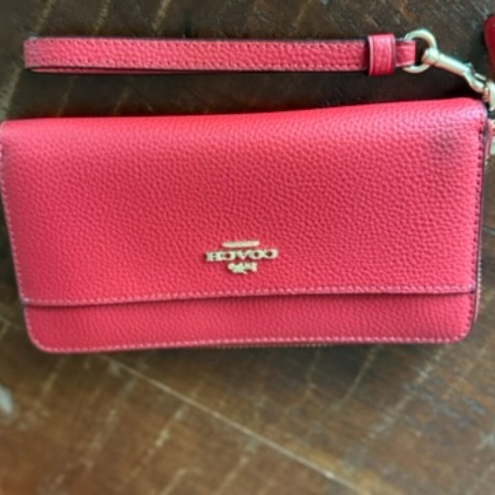 Adorable Red Coach Wallet Wristlet